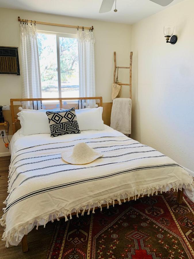 Casa Agave: Comfy Joshua Tree Cottage With Free Breakfast Bar Ngoại thất bức ảnh